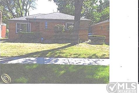21970 Stratford Picture.jpg