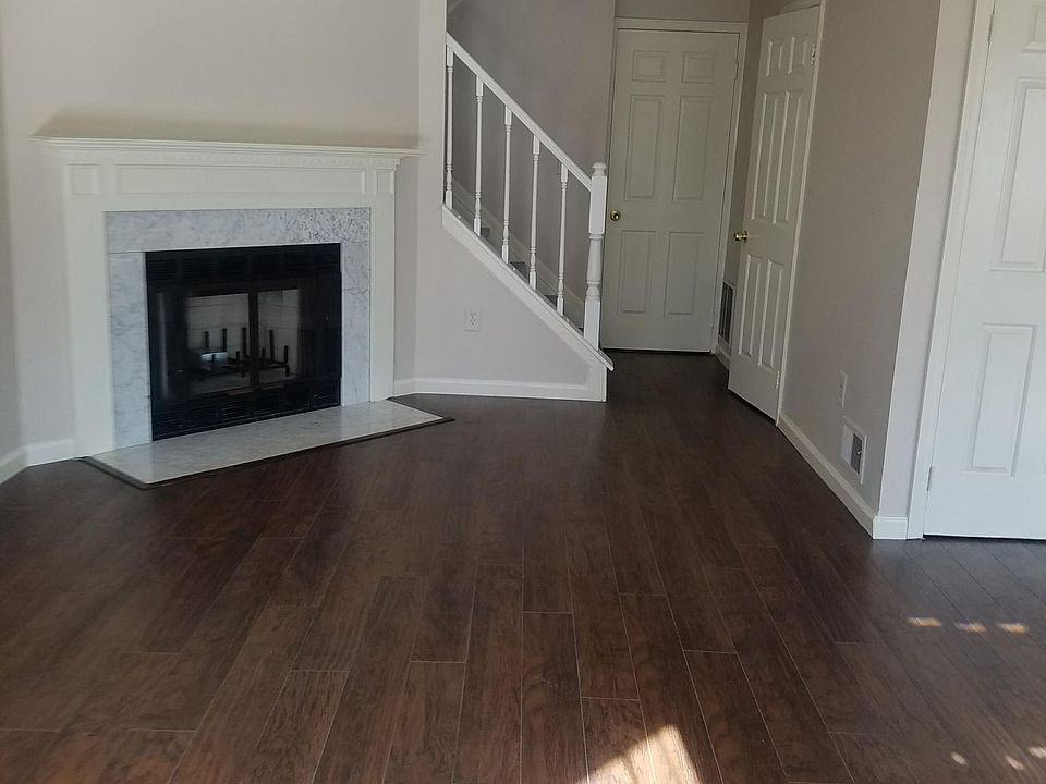 Spacious living room