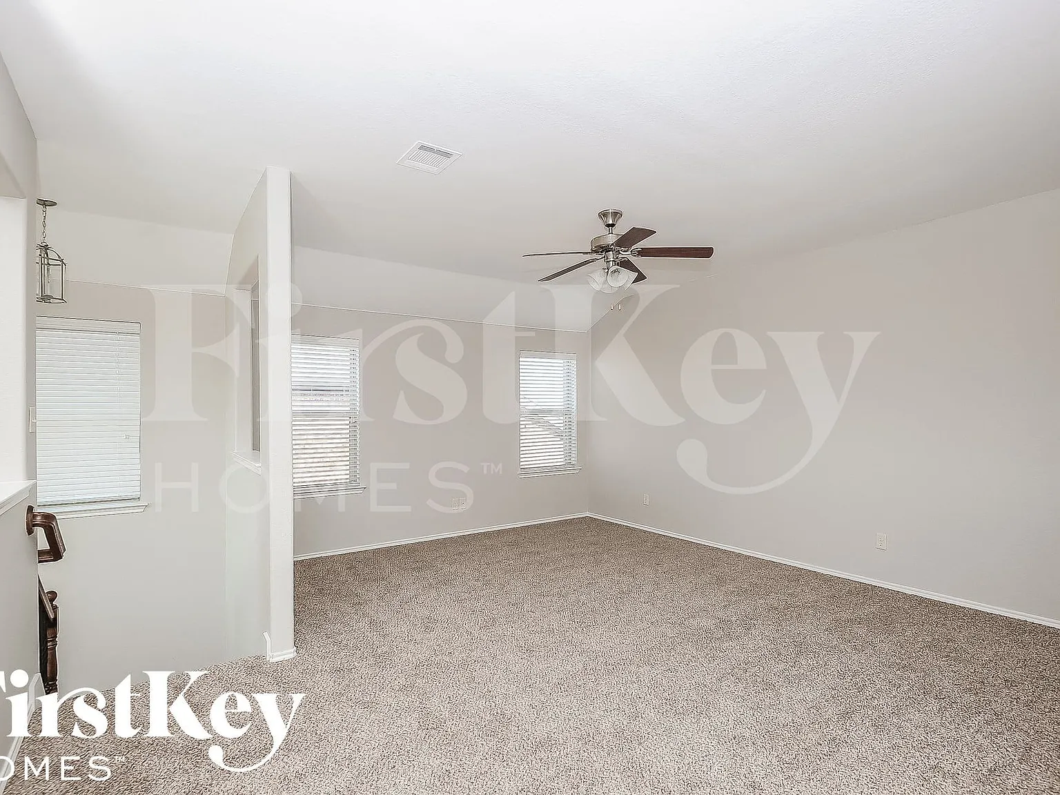 4 bed, 3.0 bath, 2928 sqft, $2,700 — Photo 3