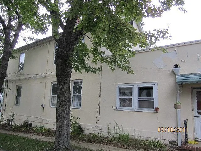 1300 Central Ave photo 1