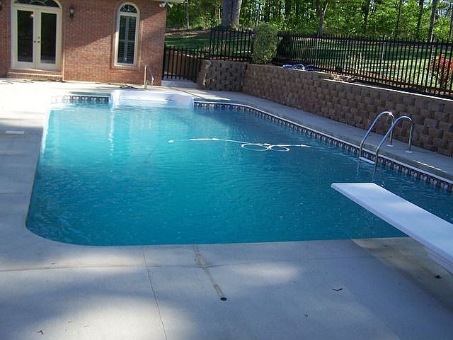 2nd image of 1109 Sheraton Dr