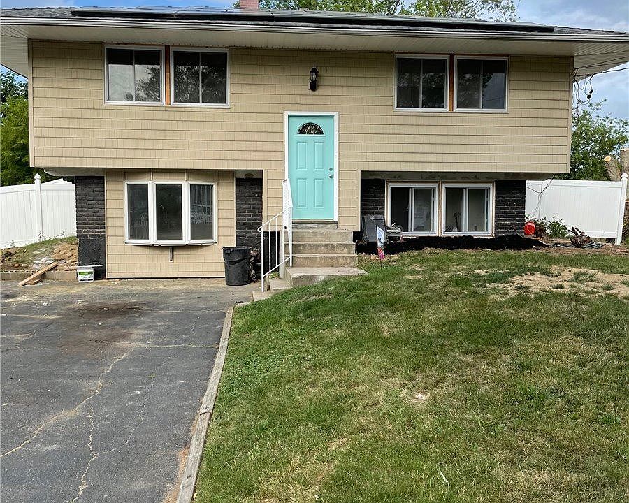 1st image of 357 Magnolia Dr