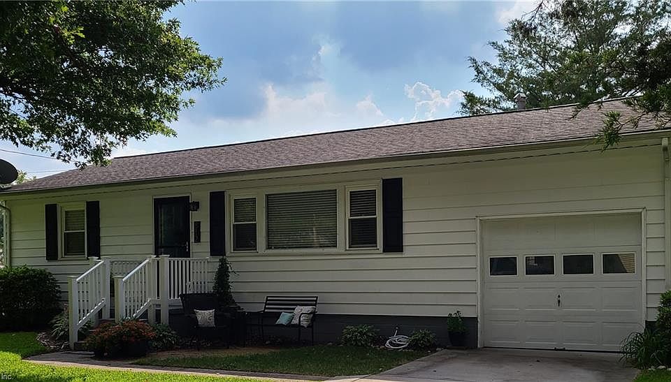 1st image of 812 Custis Ave
