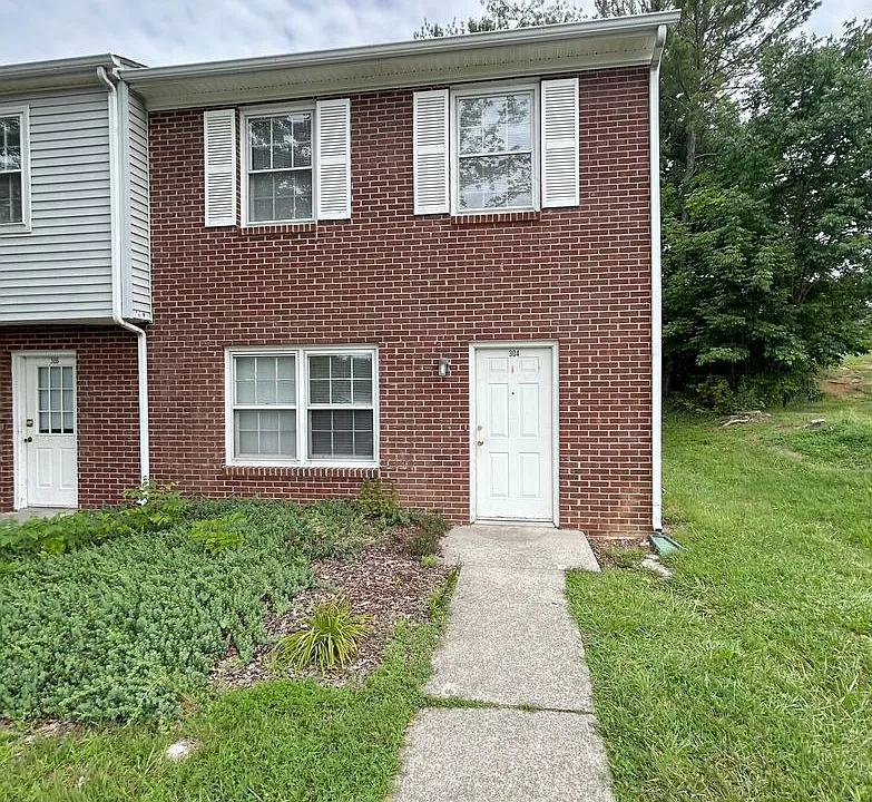 304 Broce Dr
