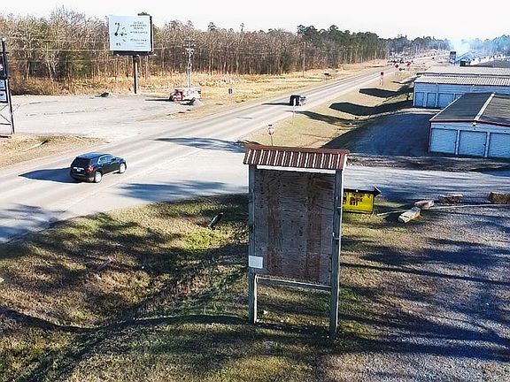 2nd image of 539 Pinyon Rd