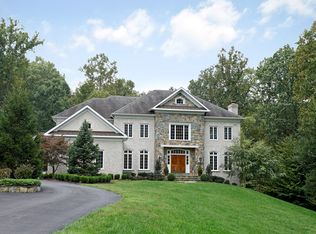 11716 Lake Potomac Dr, Potomac, MD 20854