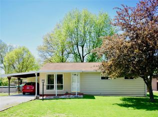 126 Avalon St, Wood River, IL 62095