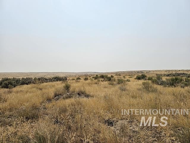 1st image of Crest Rd
