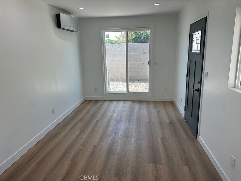 619 S Brand Blvd #A — Photo 4