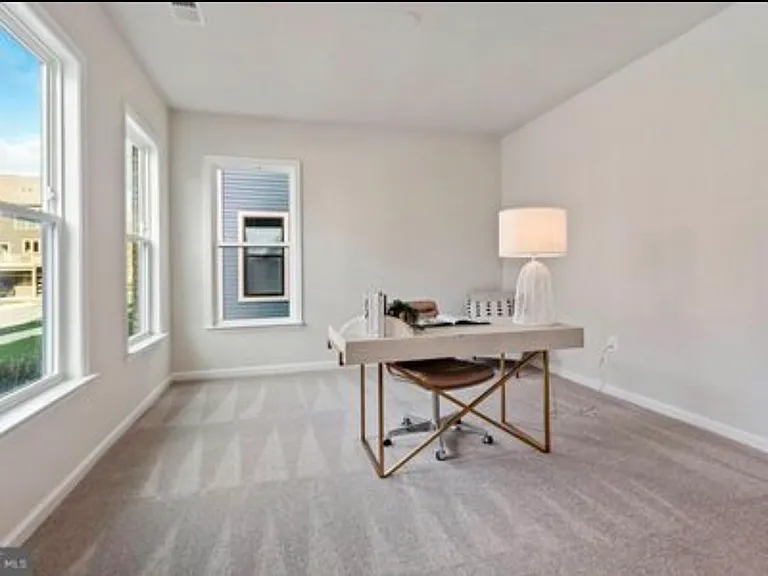 3328 Cormorant Dr — Photo 2