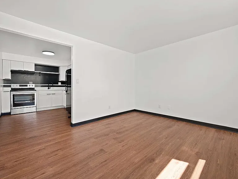 1066 S Cross St #3 — Photo 6