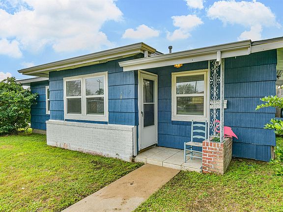 2nd image of 7 Gulf Ln
