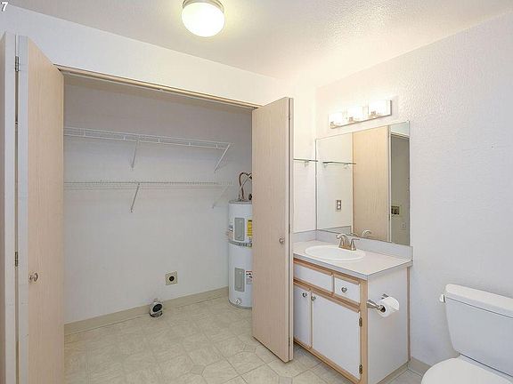 Downstairs bath with Laundry