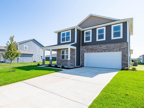 2nd image of 2380 Larkspur Ln