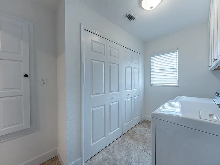 2572 Brazilia Ct — Photo 40