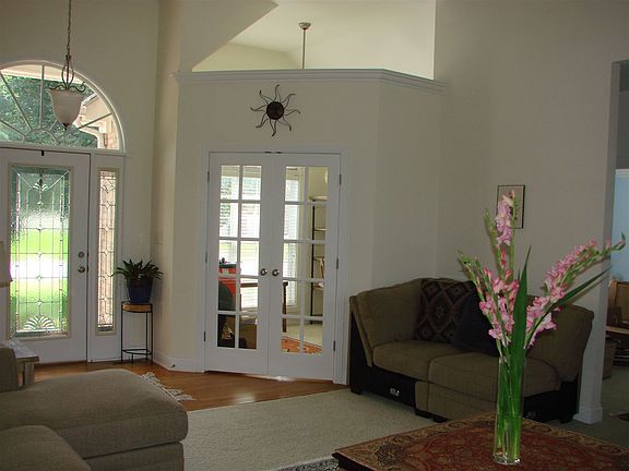 4th image of 2524 Avondale Dr