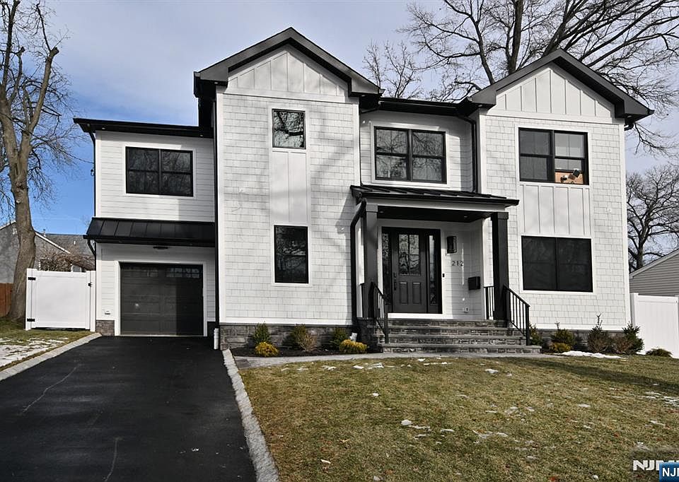 1st image of 212 Monroe Avenue