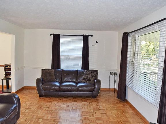 4th image of 681 Adams St