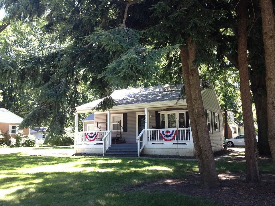 Lemonade and lake breezes....