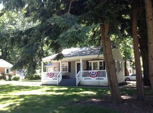 33880 Roberts Rd, Eastlake, OH 44095