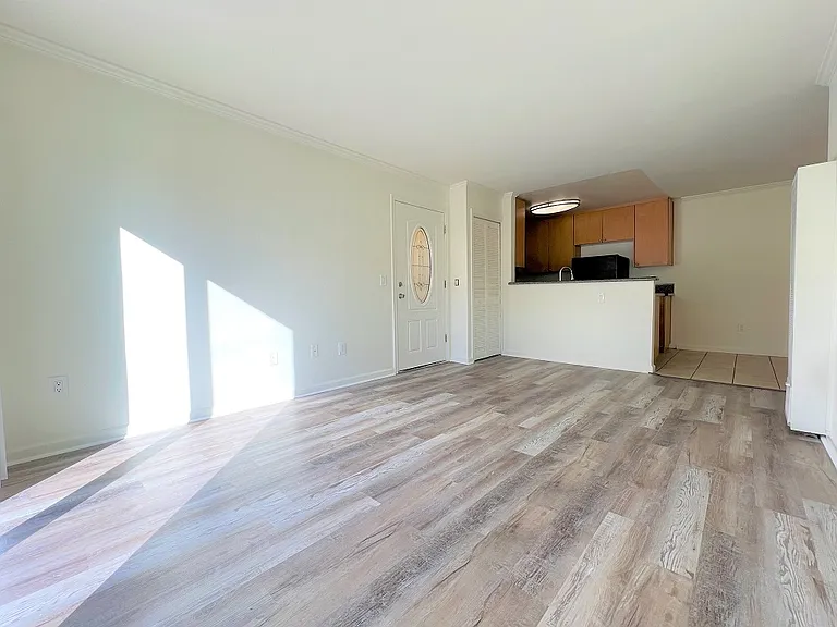 Rancho Coronado Condos — Photo 20