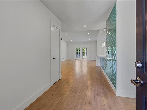 3rd image of 68385 Tortuga Rd