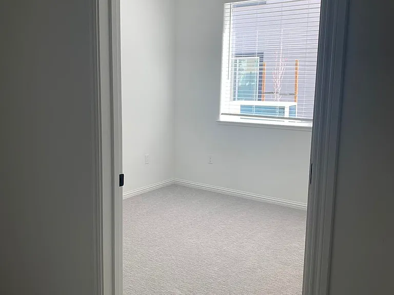 546 Martin Mariner Ave — Photo 3