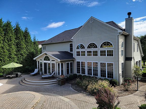 2nd image of 13004 Cedarview Ct