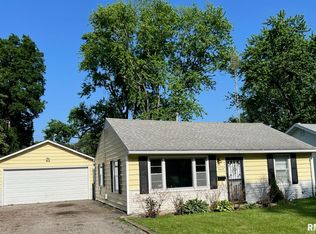 3412 S 3rd St, Southern View, IL 62703