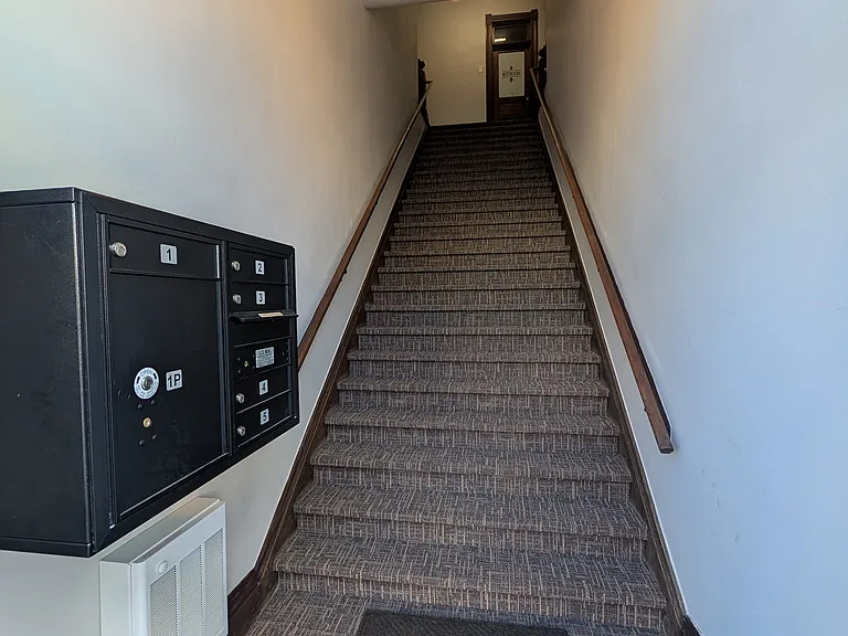 1 N Minnesota St #202 — Photo 14