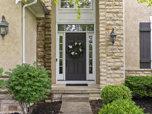 2449 Minnie Ct, Lewis Center, OH 43035