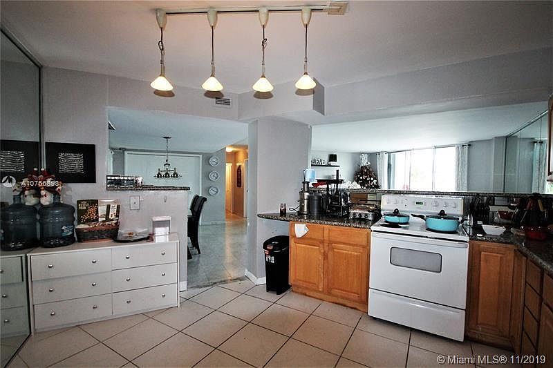 1st image of 5161 Collins Ave APT 418