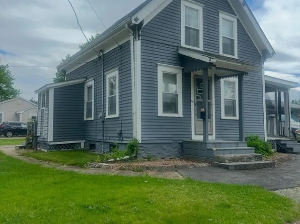 39 Garfield St, Taunton, MA 02780