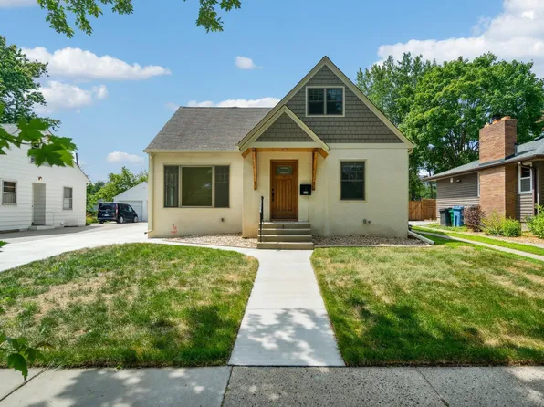 224 Morgan Ave S, Minneapolis, MN 55405