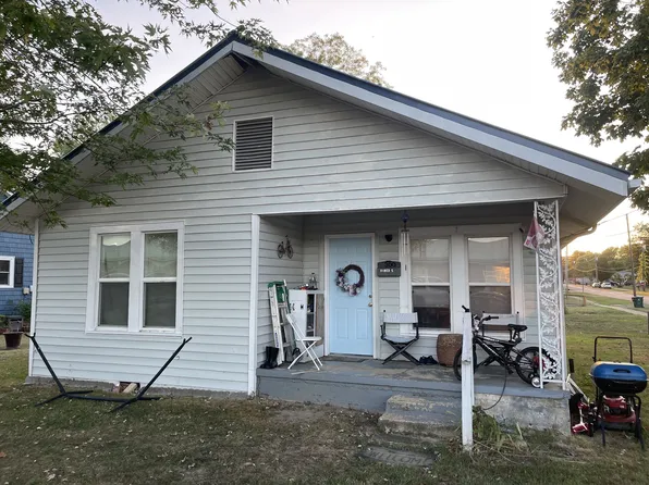 300 S Oak St, Hohenwald, TN 38462