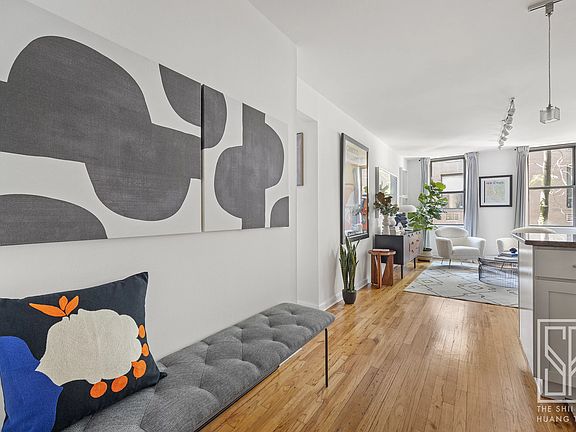 3rd image of 430 E 77th St APT 4A
