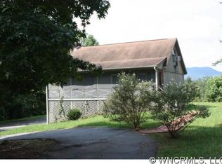 378 Hooker Rd, Columbus, NC 28722