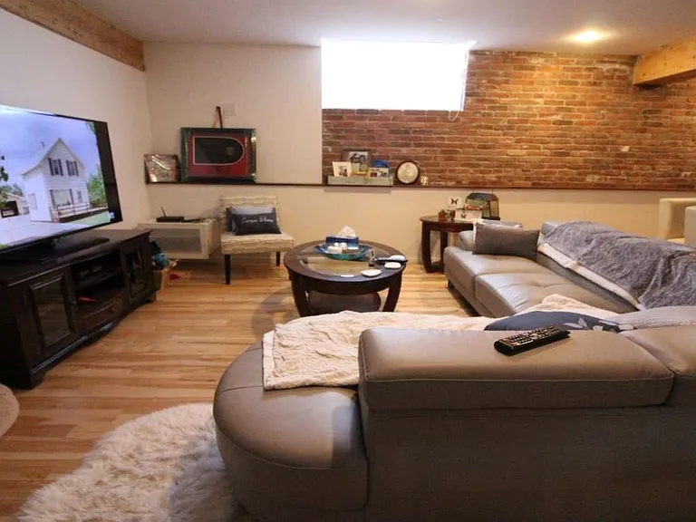 37 Cumberland St S #103 — Photo 5