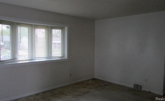 4th image of 42649 Fortner Dr