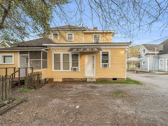 2nd image of 622 4th St S