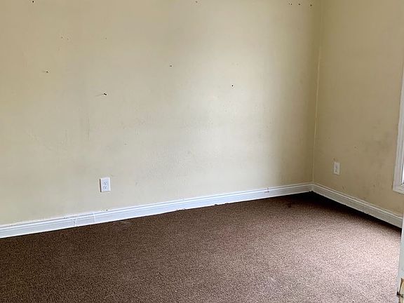 5th image of 7215 W National Ave