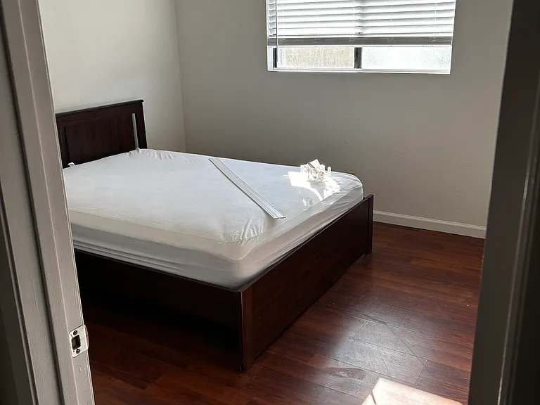 1632 Presioca St #7 — Photo 5