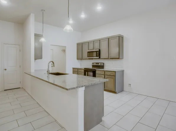 1716 Corpus Ave, Wolfforth, TX 79382