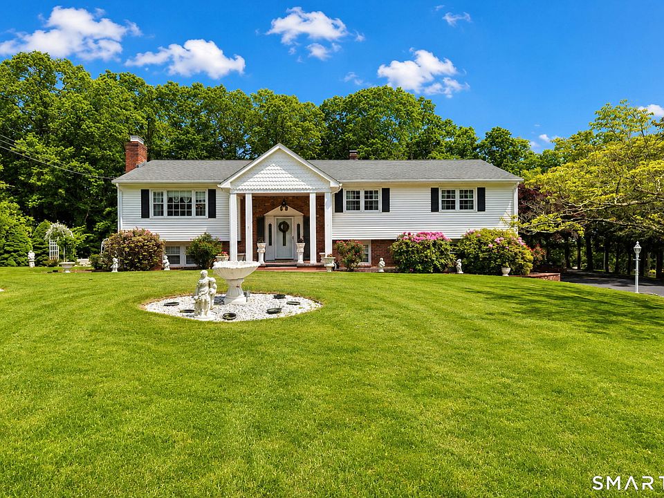 1st image of 106 Greenwood Lane