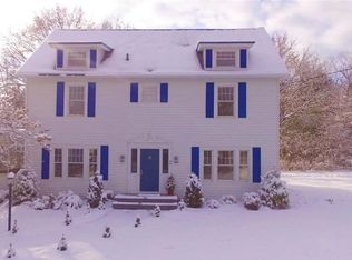 94 Menands Rd, Menands, NY 12204