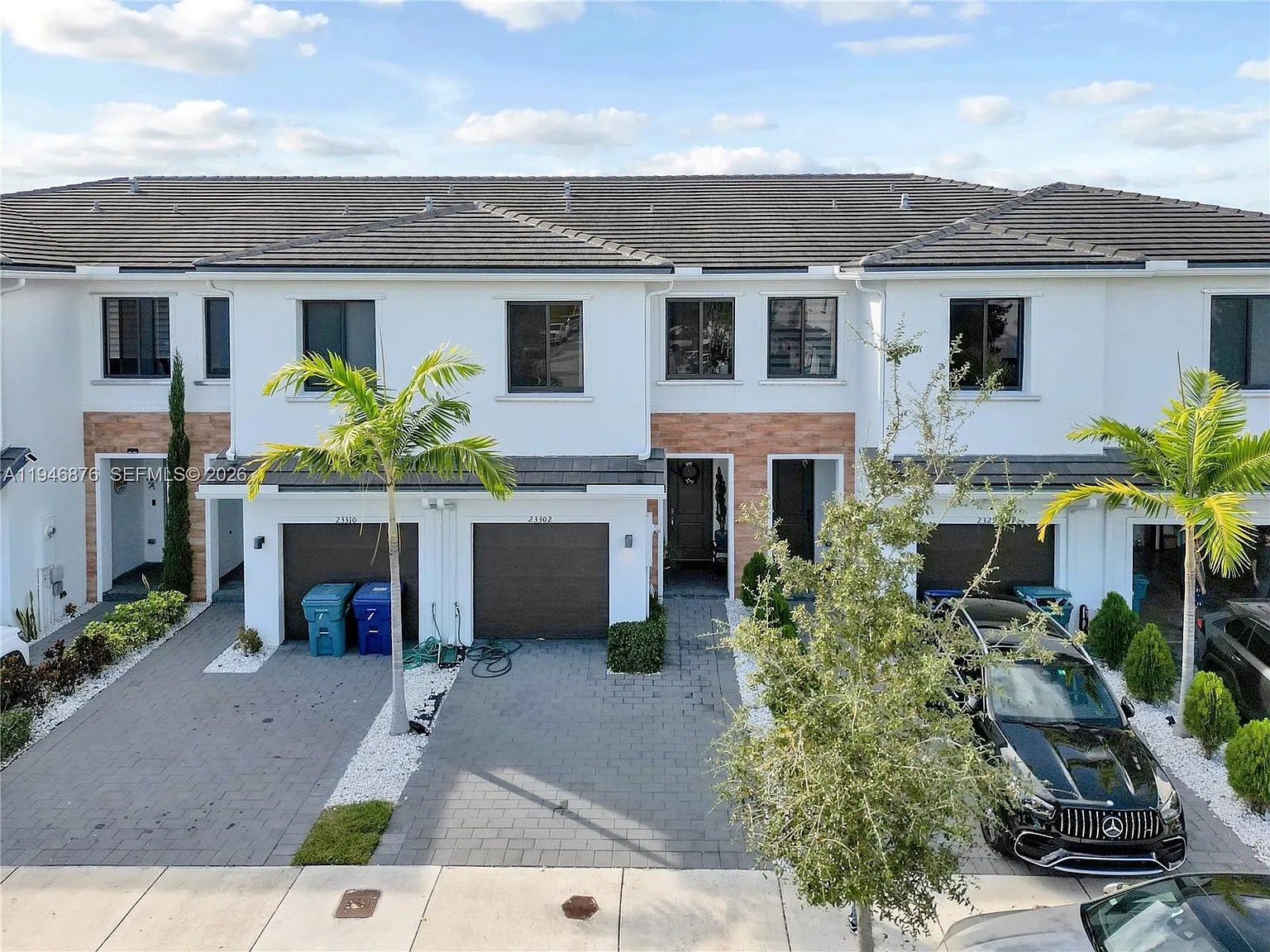 3 bed, 2.5 bath, 1530 sqft, $3,000 — Photo 1