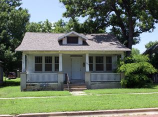 1215 N 8th St, Independence, KS 67301