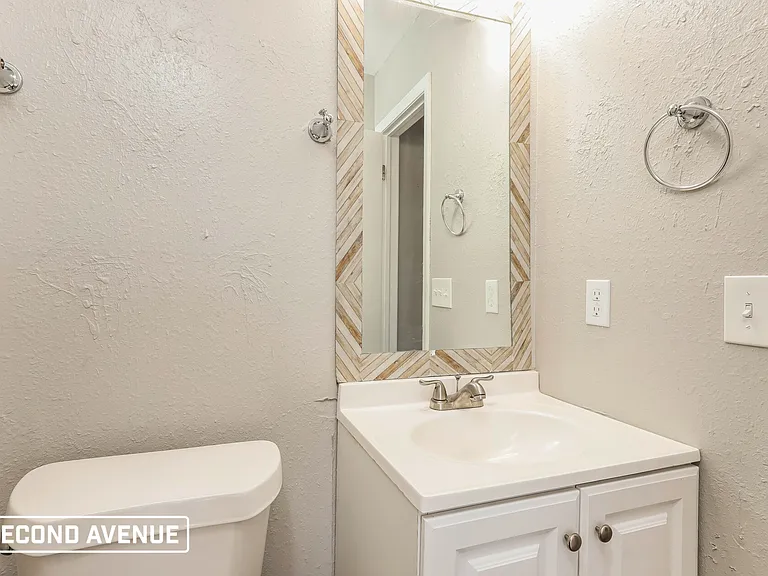 3741 SE 48th Pl — Photo 18