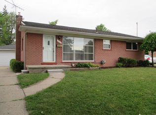 1003 Marion Dr, Holly, MI