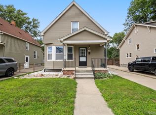 24342 Scott St, Dearborn, MI 48124